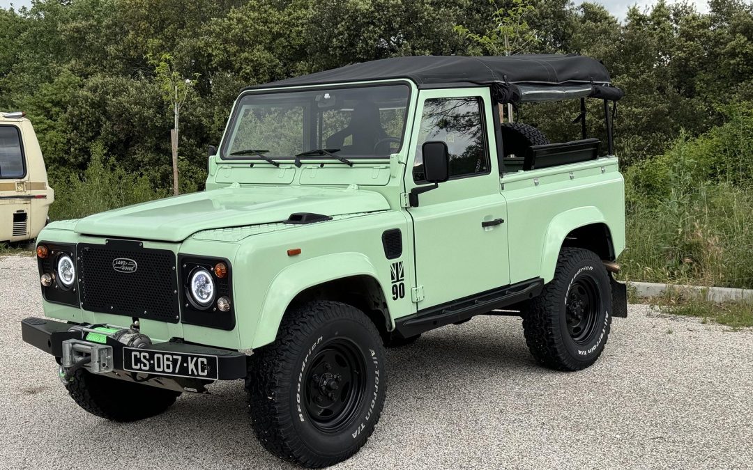 LAND ROVER V8